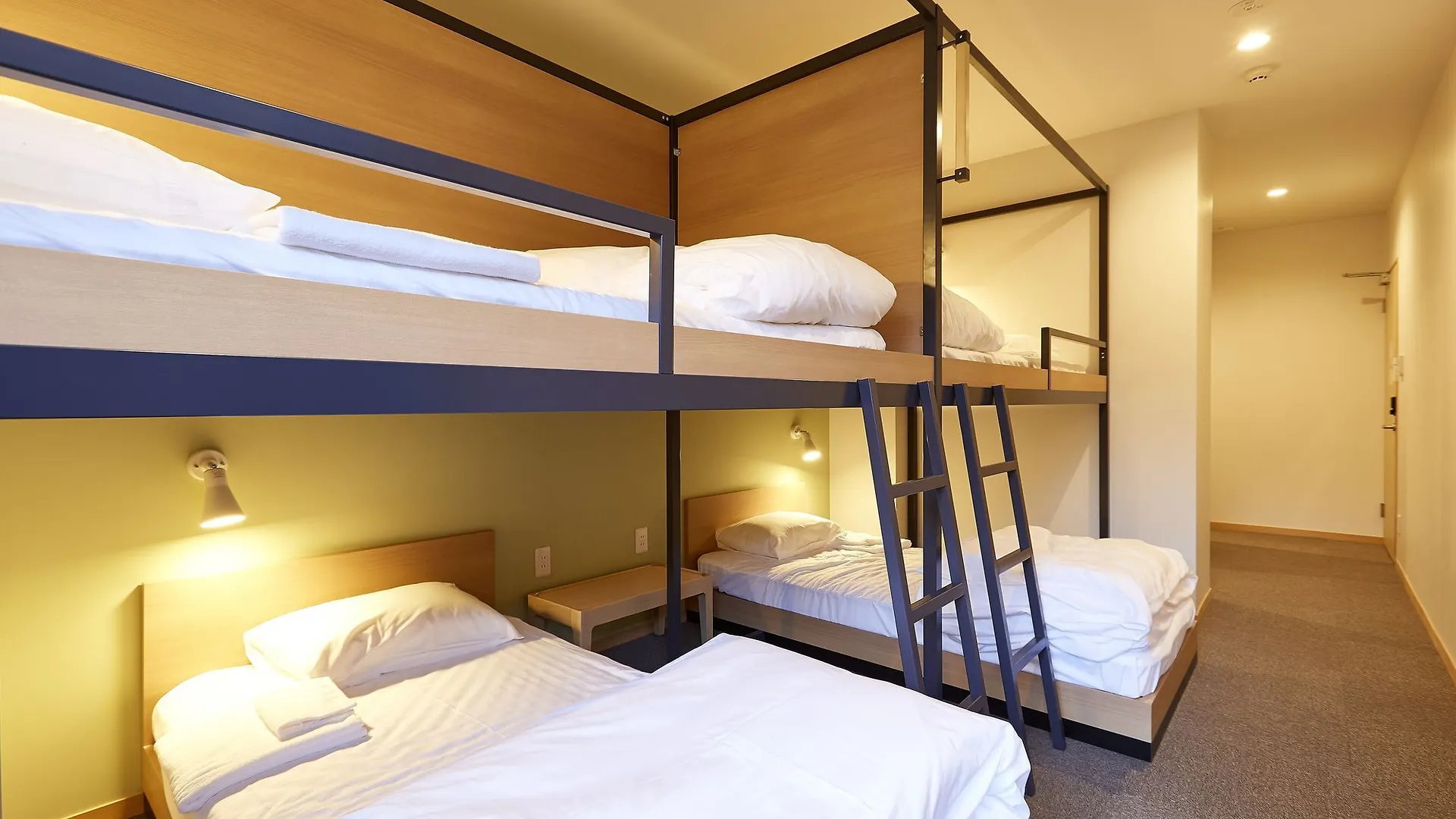 R Star Hostel Kyoto 2*,
